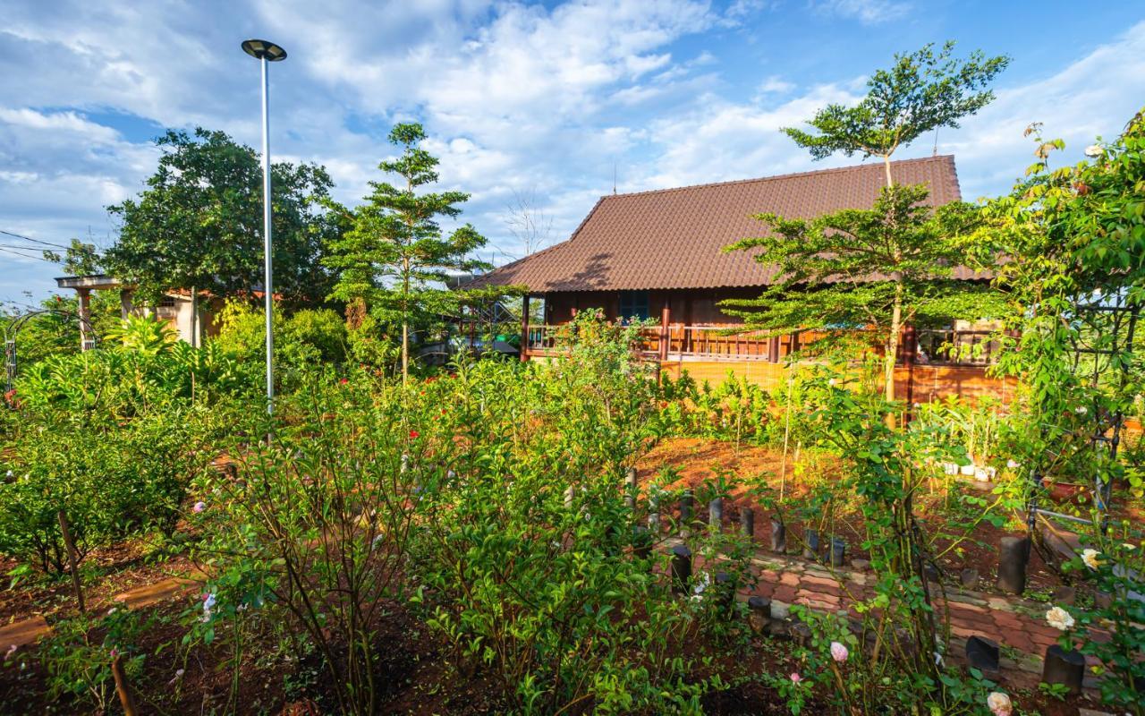 Phuong Nam Gia Trang Farmstay Gia Nghia Extérieur photo